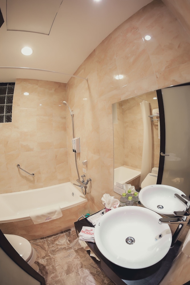 Momizi Business Hotels 65/75