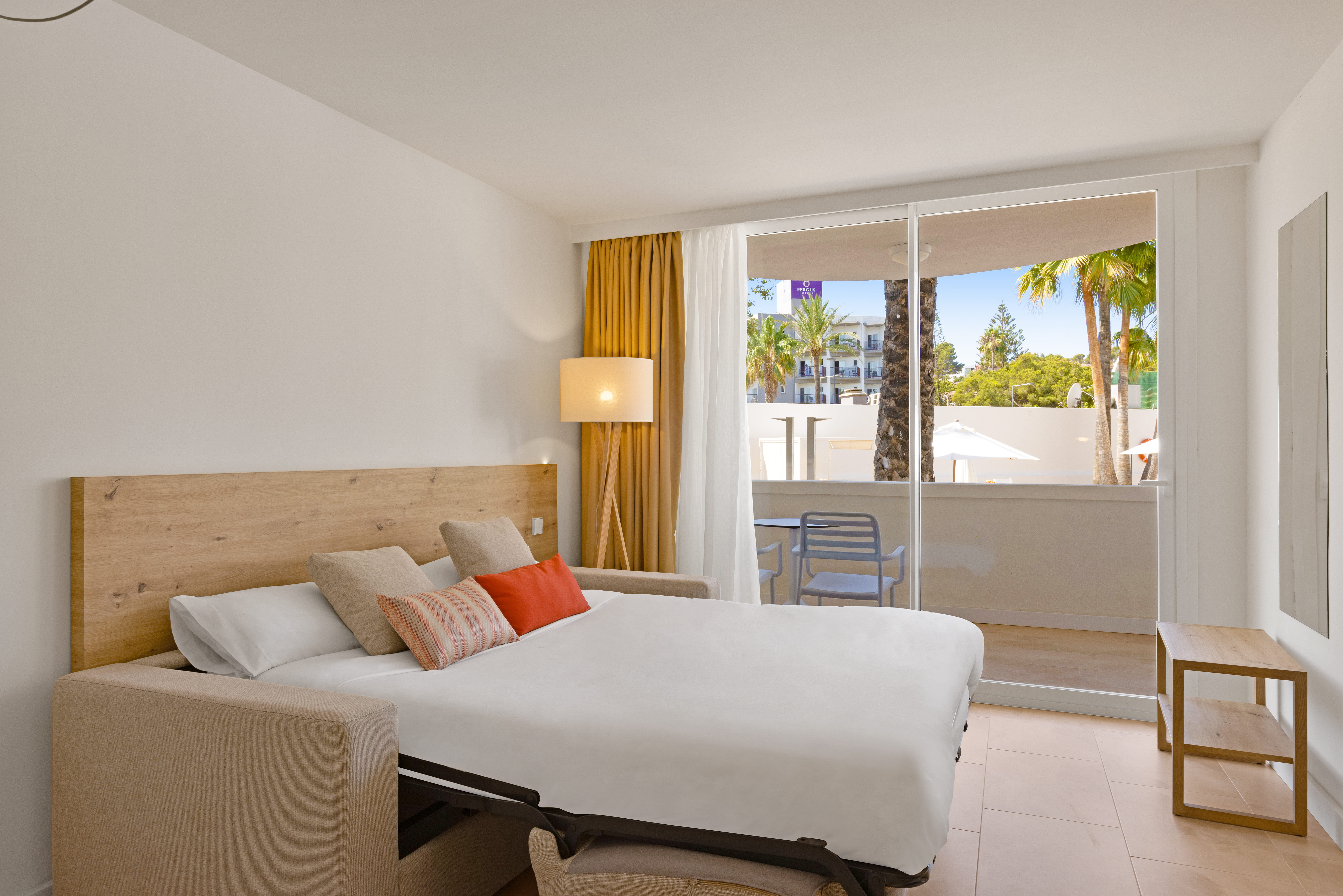 Palmanova Beach Apartments by TRH 25/62