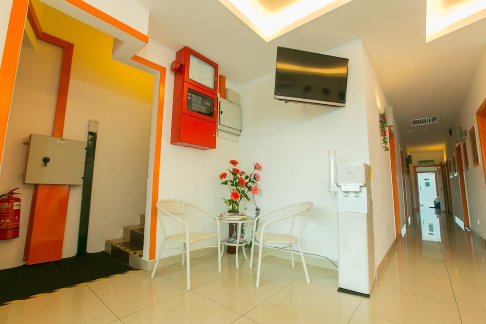 1 Hotel Mahkota Cheras 56/61