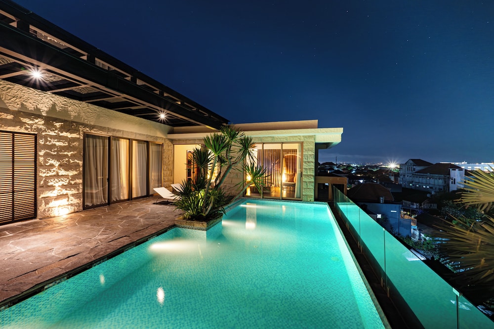 TS Suites Seminyak Bali 5/45
