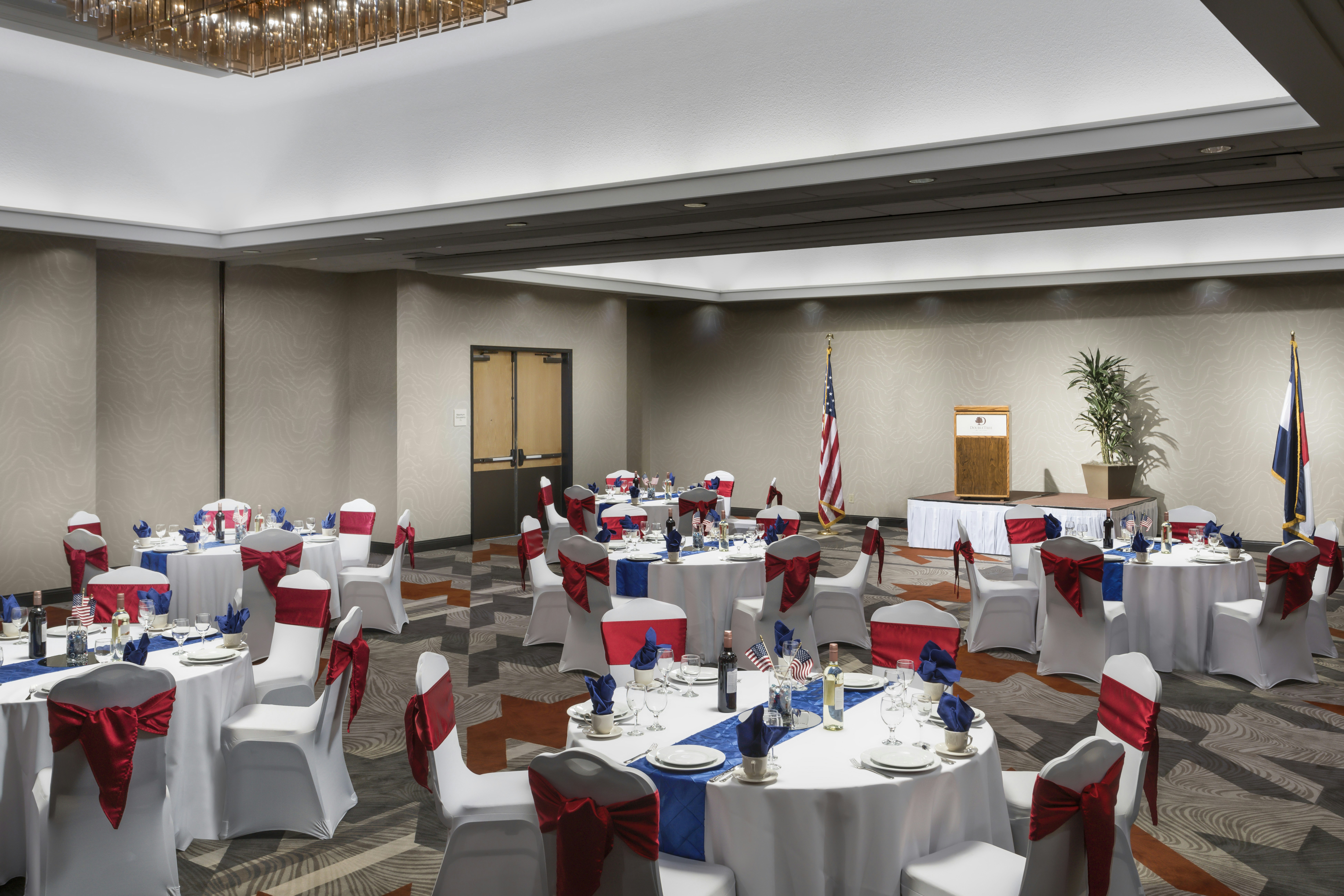 Doubletree Hotel Colorado Springs - World Arena Co 56/70