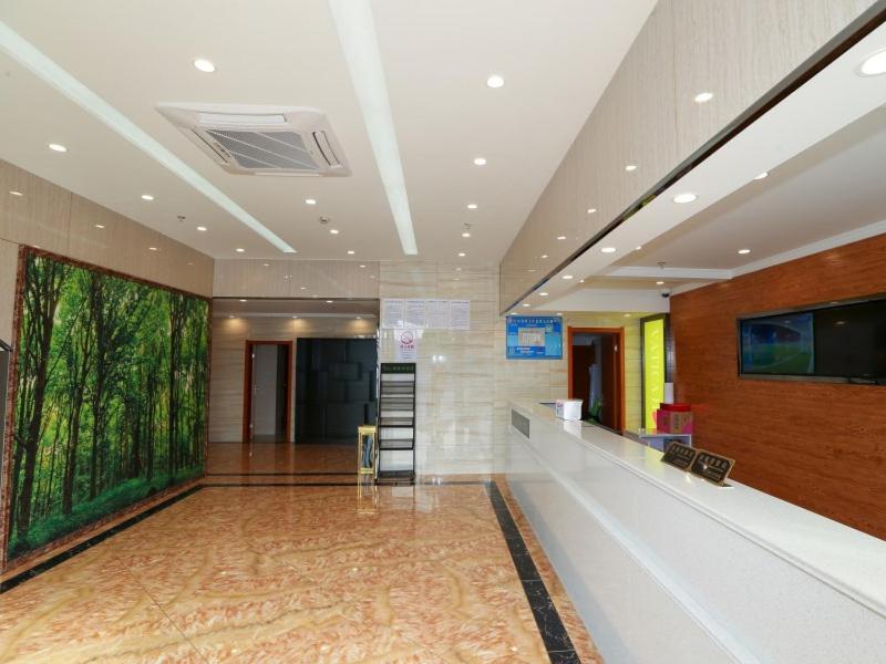 Vatica Shanghai Jinshan Guojishangmaocheng Weihong Road Hotel 5/15