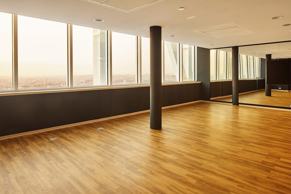 H4 Wyndham Paris Pleyel 60/87