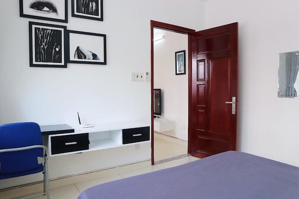 M-H Apartment Hotel 20/50