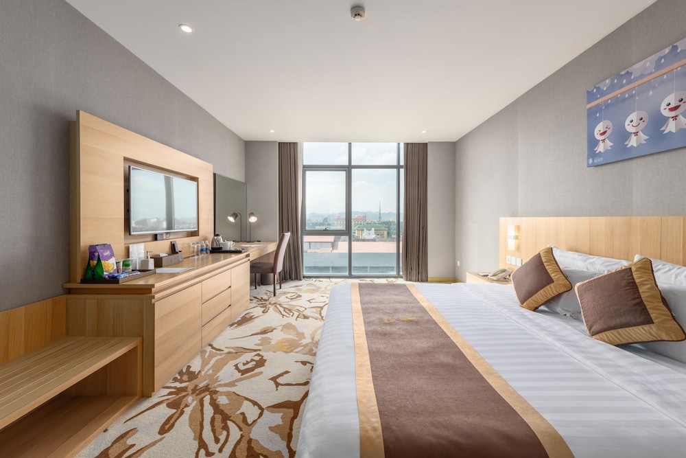The Reed Hotel 16/50