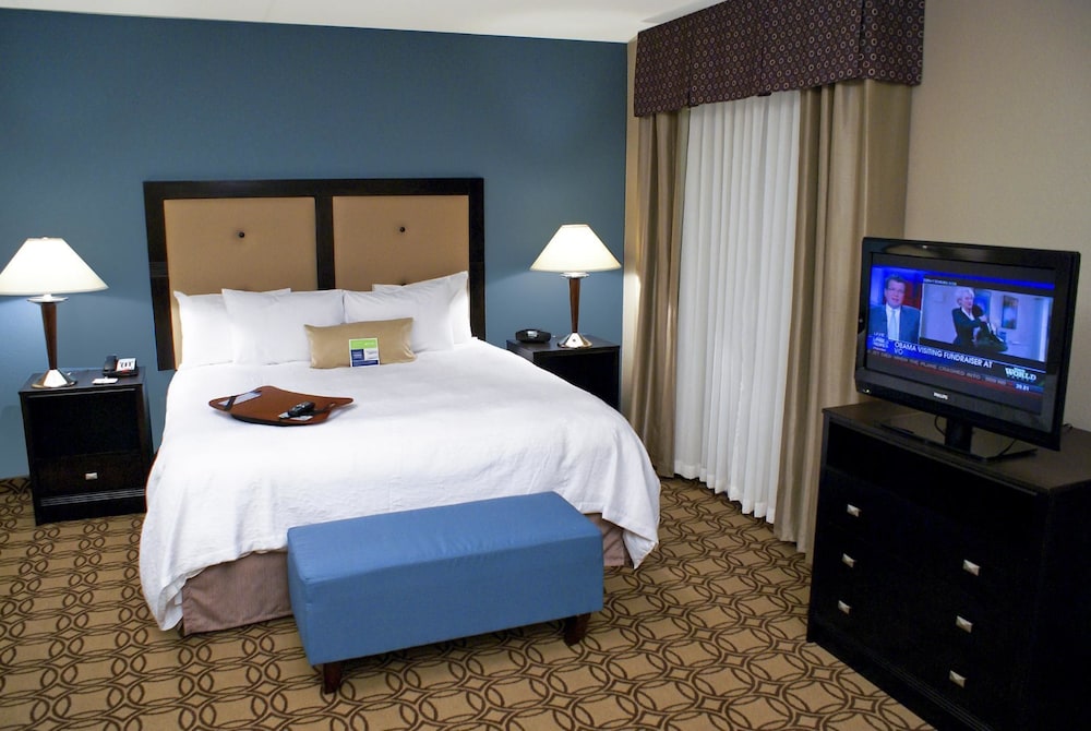 Hampton Inn and Suites Charlotte Airport 16/63