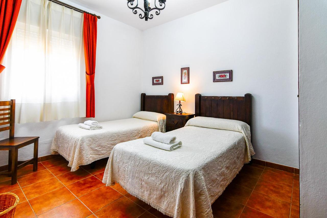 Villas Dehesa Roche Viejo 9/45