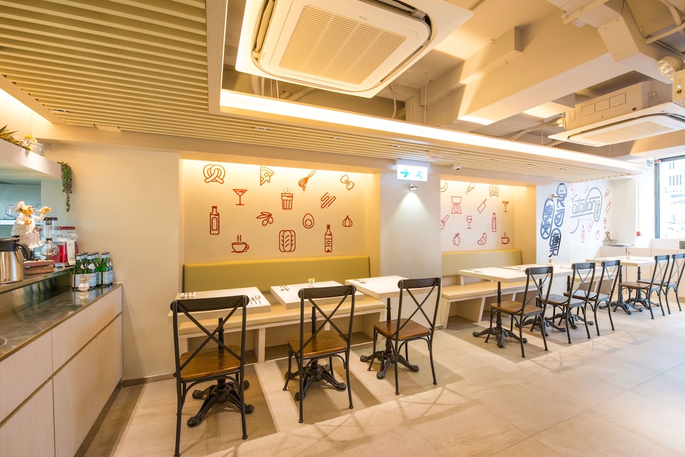 Metroplace Boutique Hotel 43/48