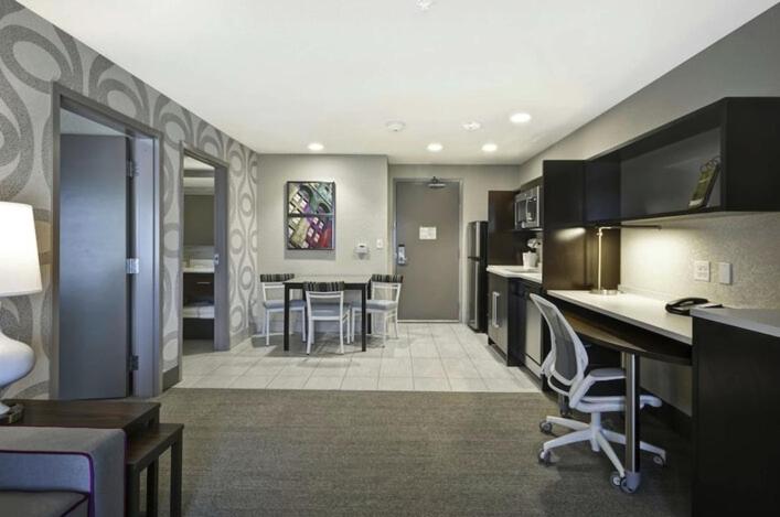 Home2 Suites by Hilton Lee's Summit Kansas City 10/13