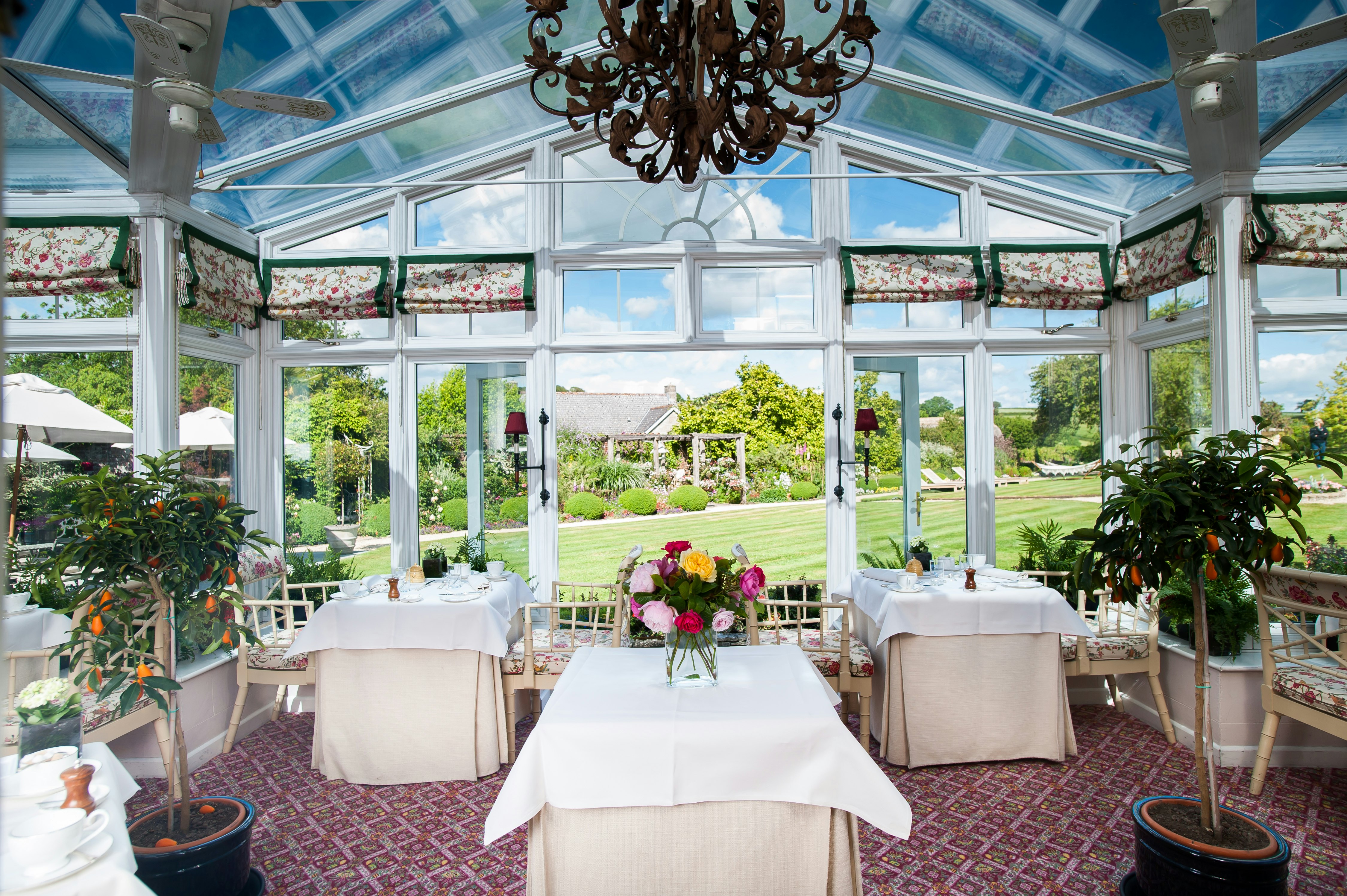 Summer Lodge Country House Hotel 16/36