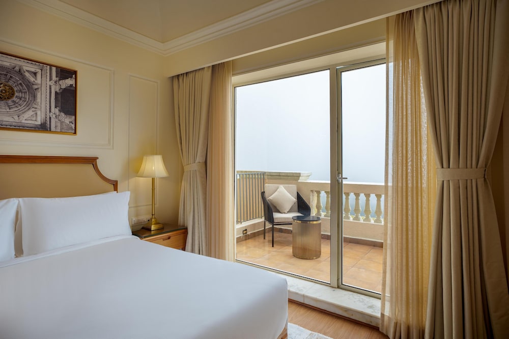 Radisson Resort Mount Abu 4/40