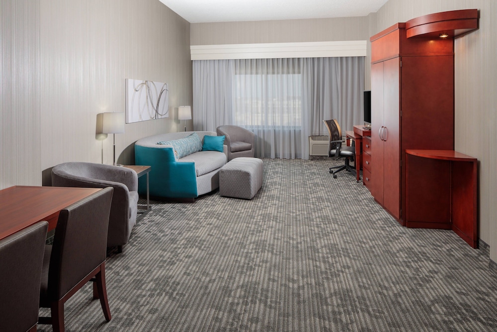 Courtyard by Marriott Houston Medical Center/NRG Park 28/42