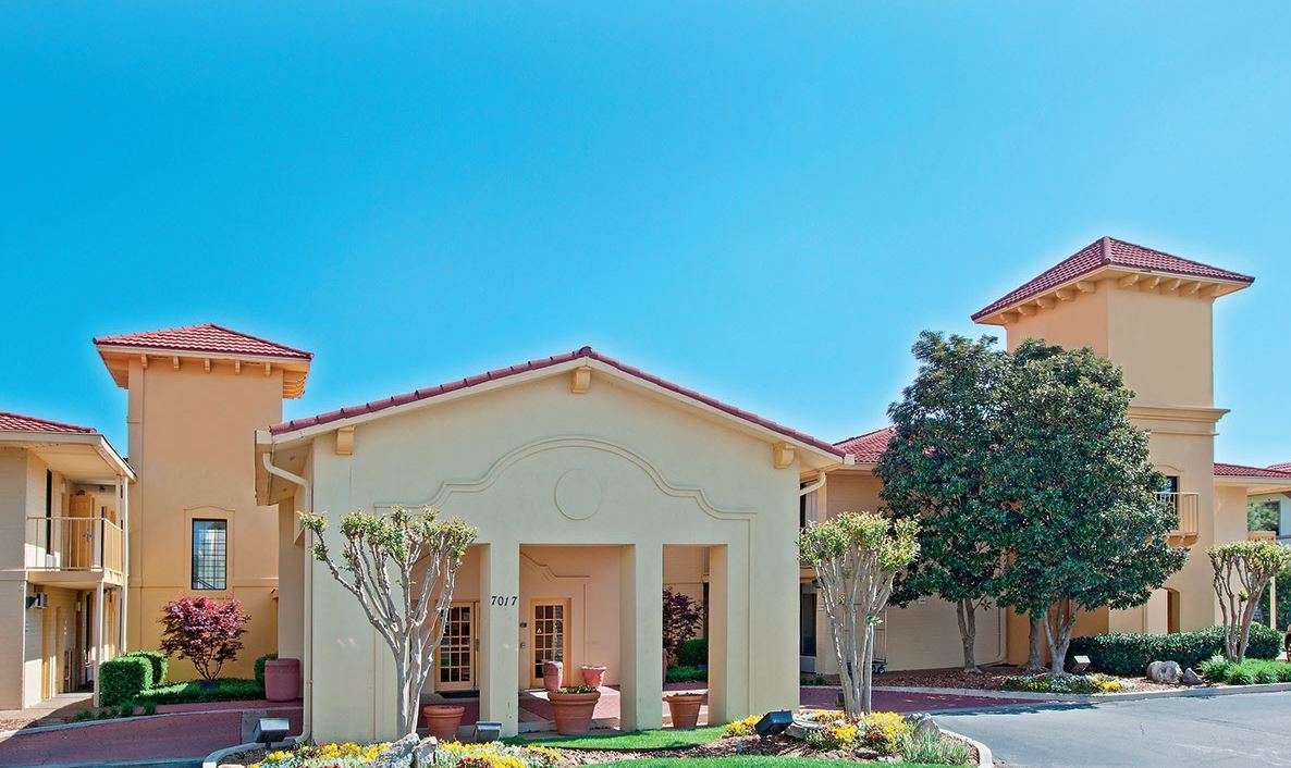 SerenityStay Chattanooga Hamilton Place 1/10