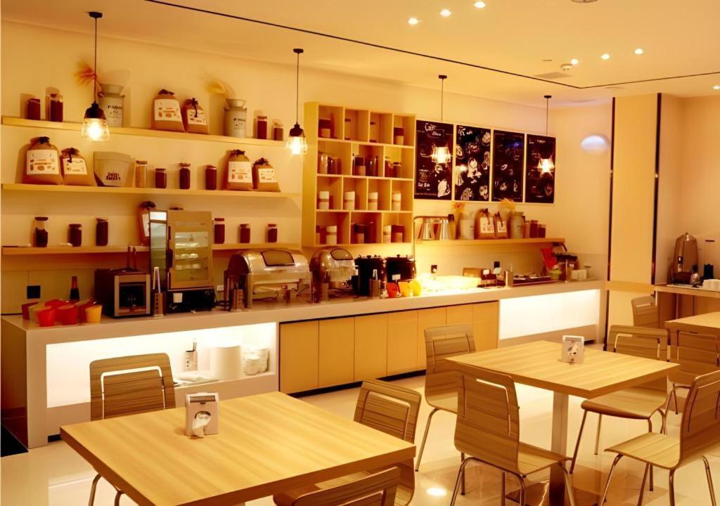 City Comfort Inn Huangshi Bei Station 36/40