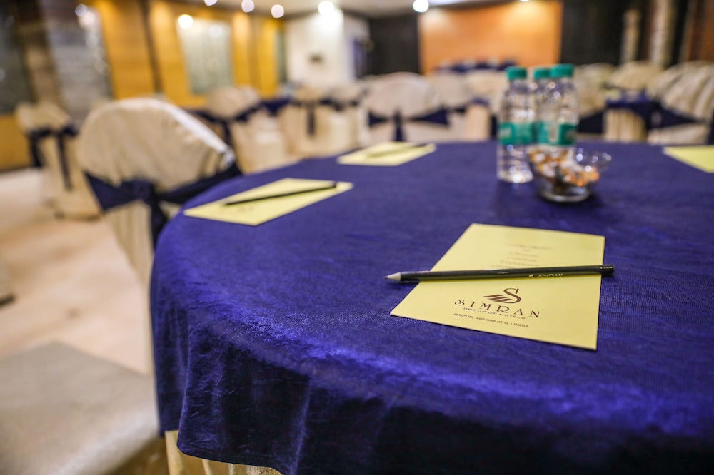 Hotel Simran 32/43