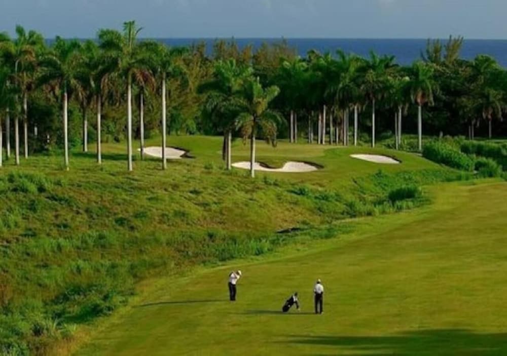 Court Manor at Montego Bay Club 37/50