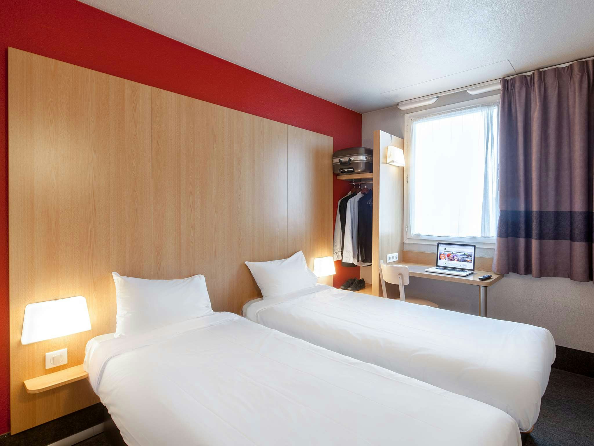 B&B HOTEL Paris Porte de la Villette 8/19