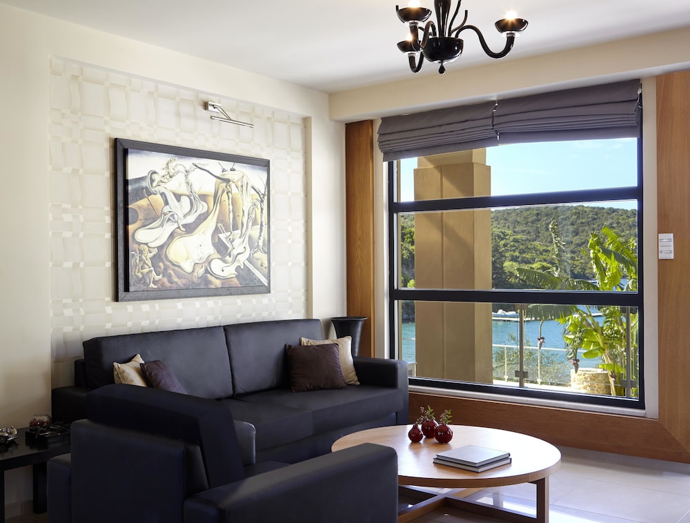 Karvouno Villas 24/50