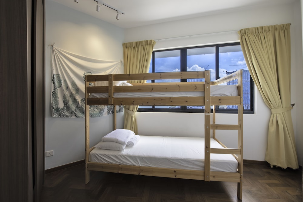 The Landmark Studio Suite 14/50