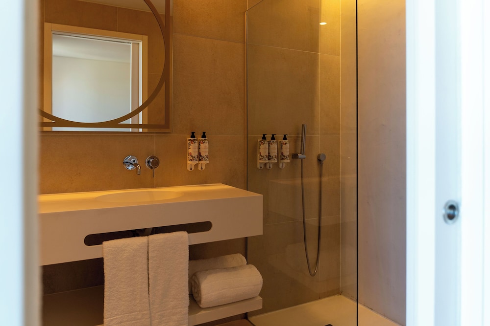 Sines Sea View Business & Leisure Hotel 50/50
