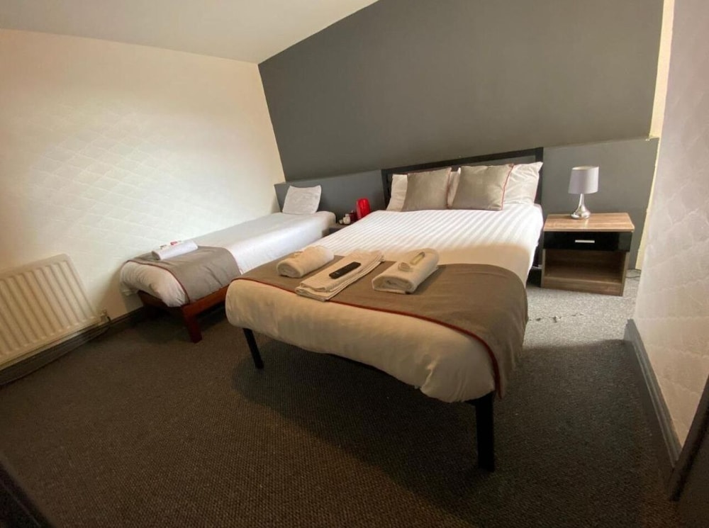 Bank Street Hotel 11/40