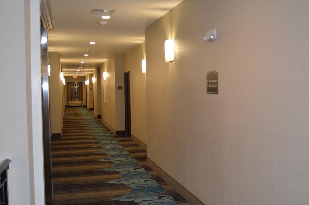 Heritage Place Hotel & Suites 25/48