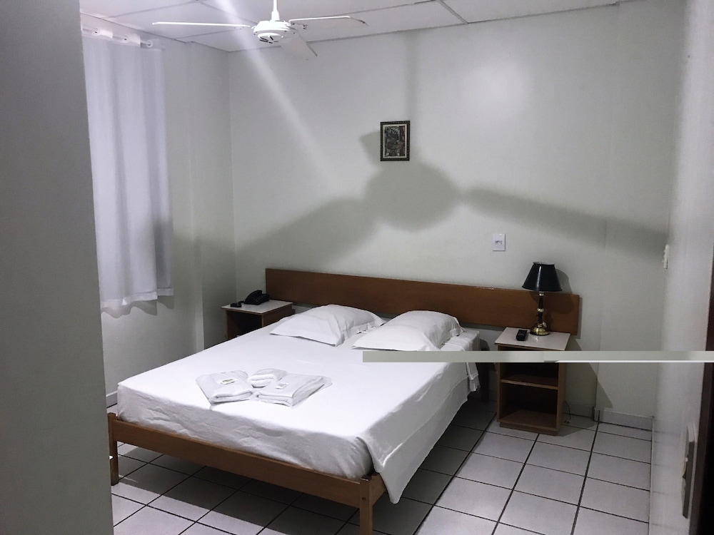 Hotel Super Economico 7/35