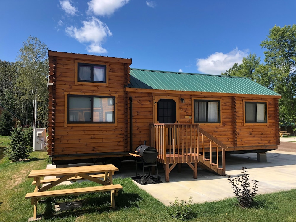 Mont du Lac Resort 5/65