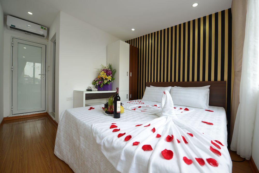 Deluxe, Double Bed