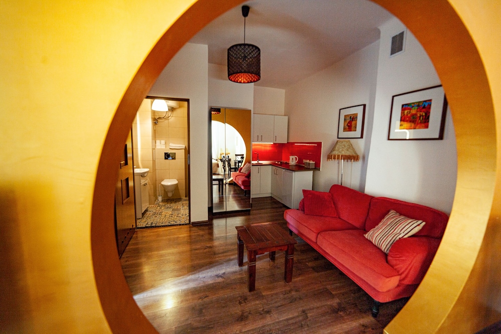 Lounge Apartments 25/50