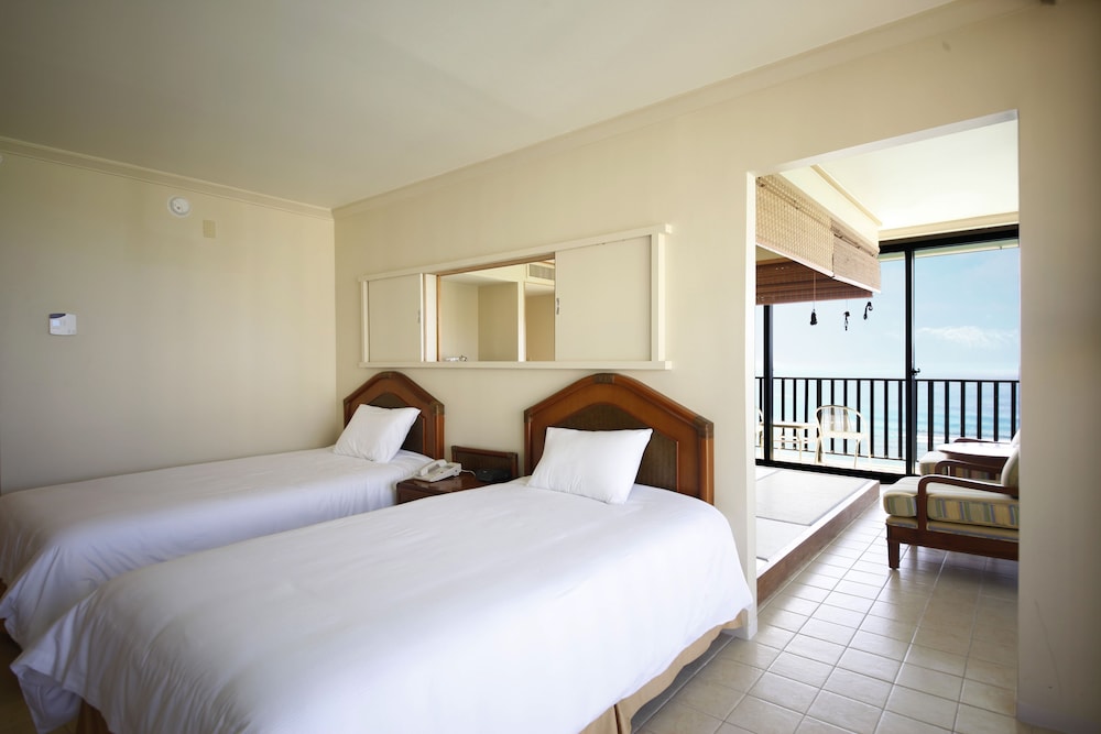 Japanese, Suite, Twin Beds, 2 Futon Beds, Ocean Front, Beach Tower