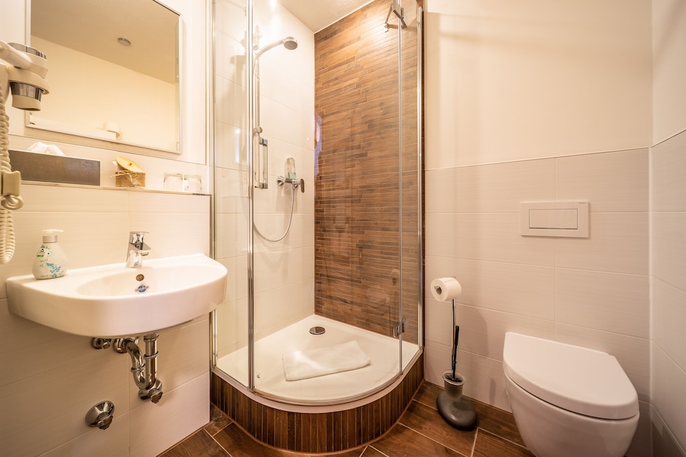 Hotel Frechener Hof 34/40