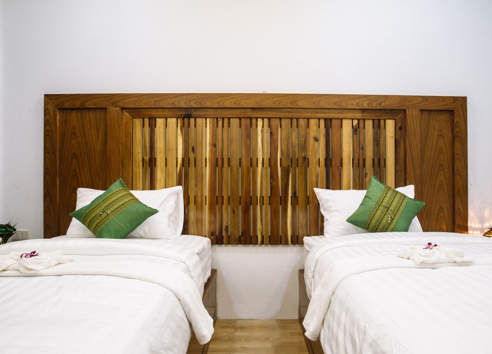 Baan Chankaew Hotel 15/68