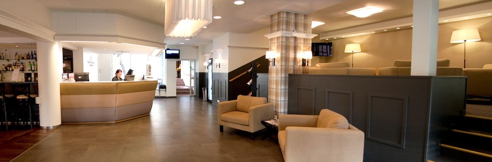 lobby