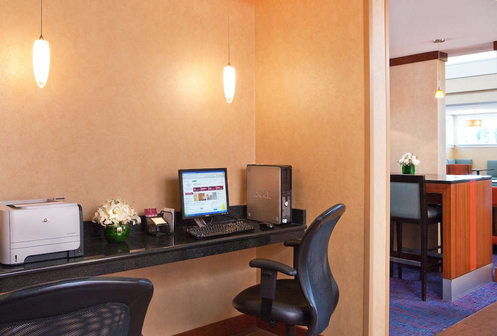 RESIDENCE INN BY MARRIOTT AUBURN 38/39