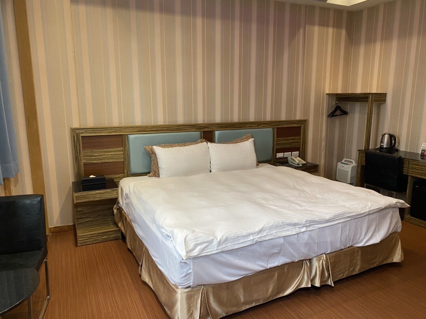 ECONOMY, DOUBLE BED