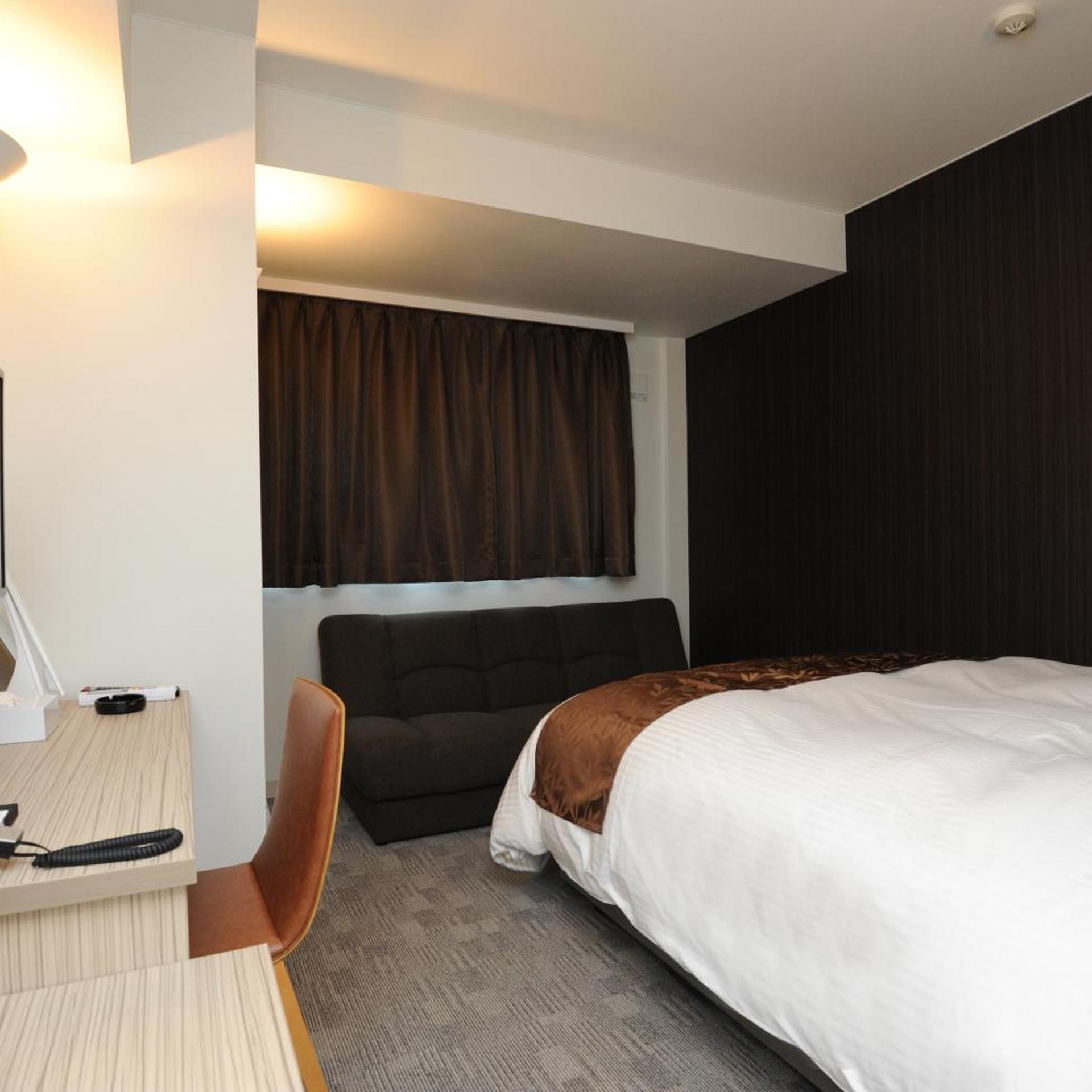 Room, Double Bed