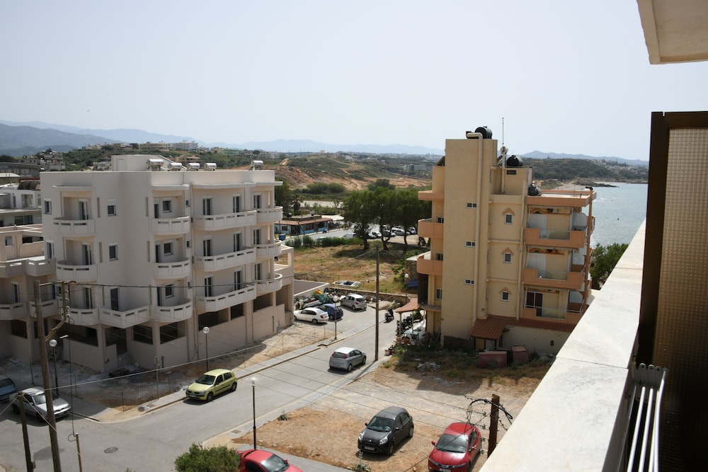 Klinakis Beach Hotel 50/60