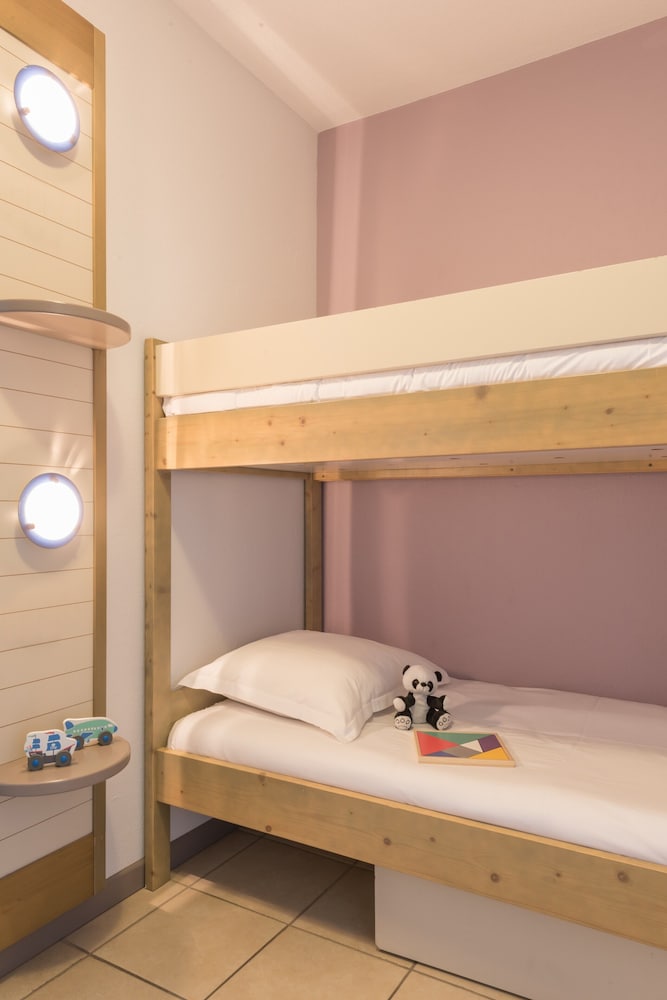 RESIDENCE LA ROSTAGNE 17/50