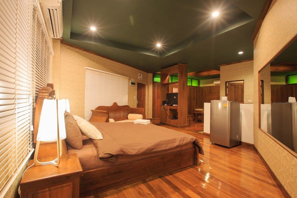 S48 Hotel 29/75