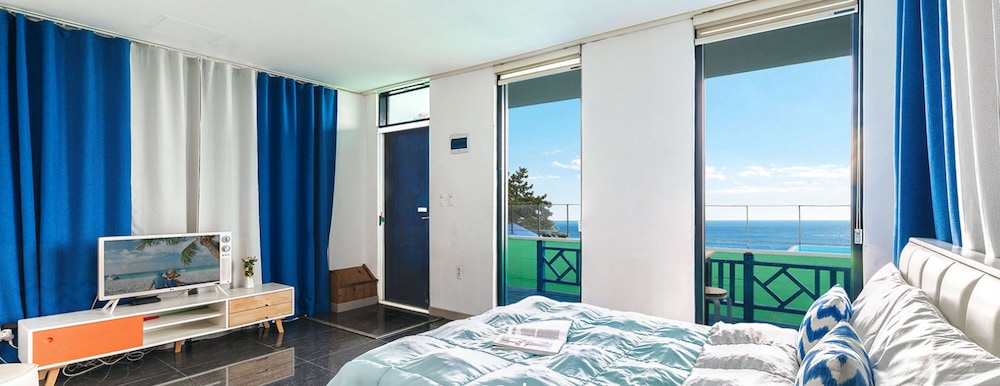 Namhae Santorini N Pension 16/50