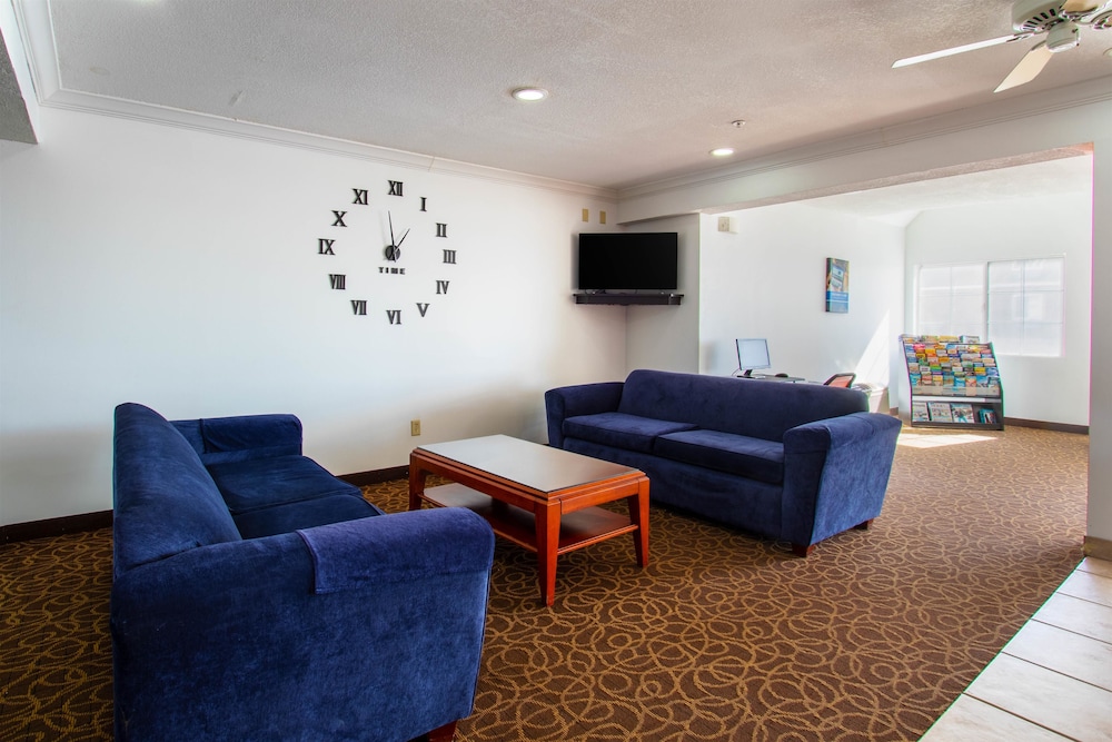 Motel6 El Paso, TX - Southeast 33/45