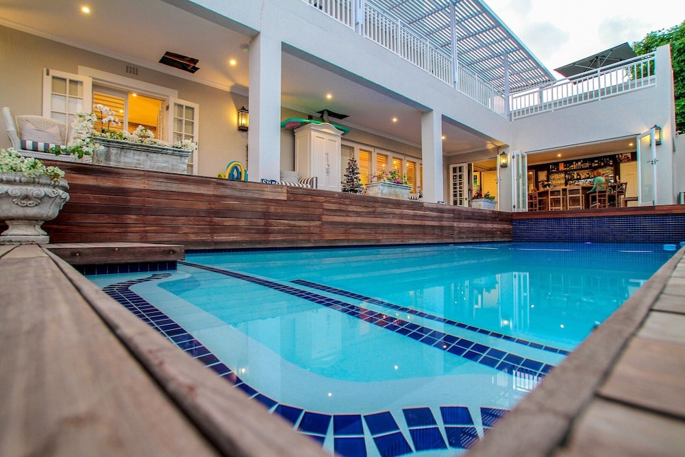 Sandals Guest House 49/77
