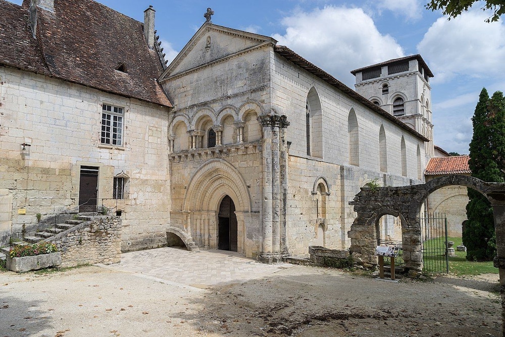 CHATEAU DES REYNATS 41/50
