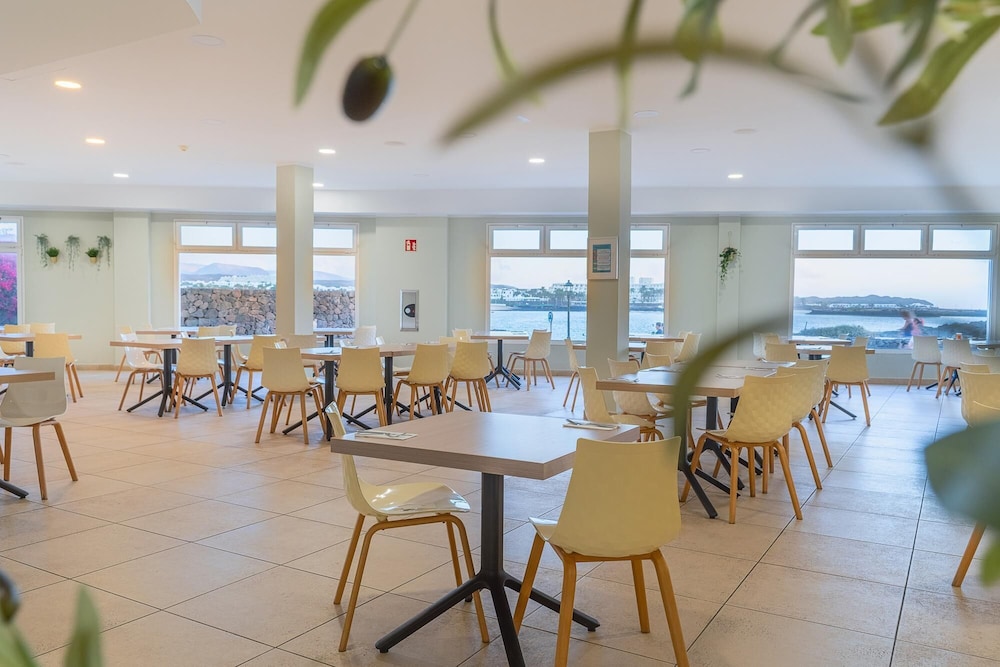 Galeon Playa Apartments 61/78