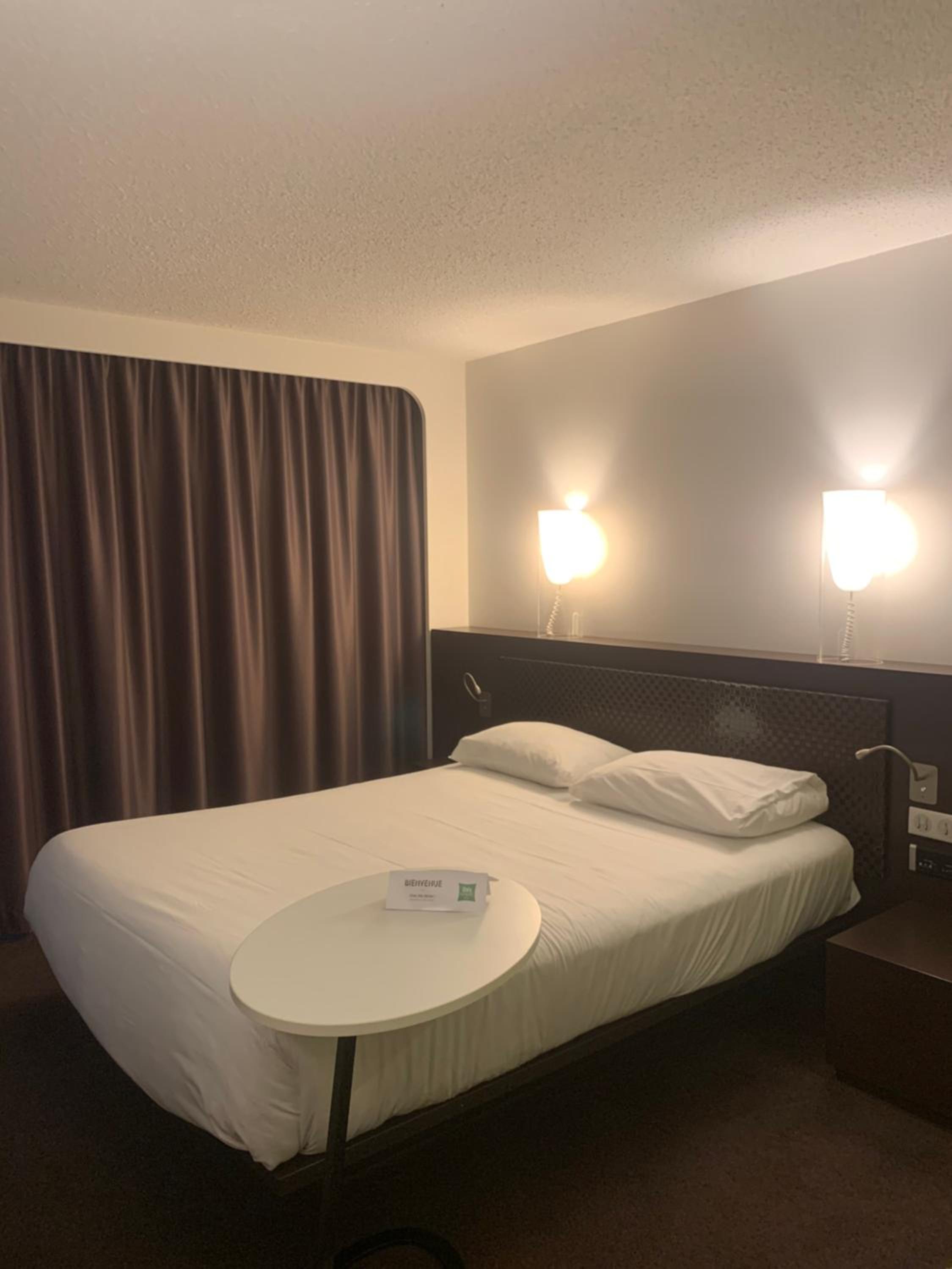Standard, King Bed, Ibis Styles Lorient Caudan 3/10