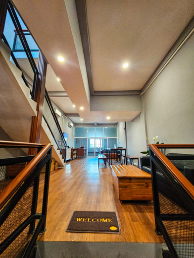 NUSA LIVING HOTEL KEDIRI 7/11