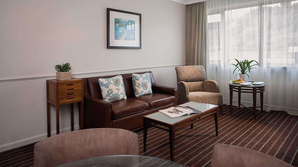 L Horizon Beach Hotel And Spa 46/63