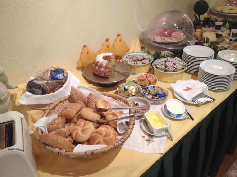 Hotel Roter Hahn Bed and Breakfast 31/44