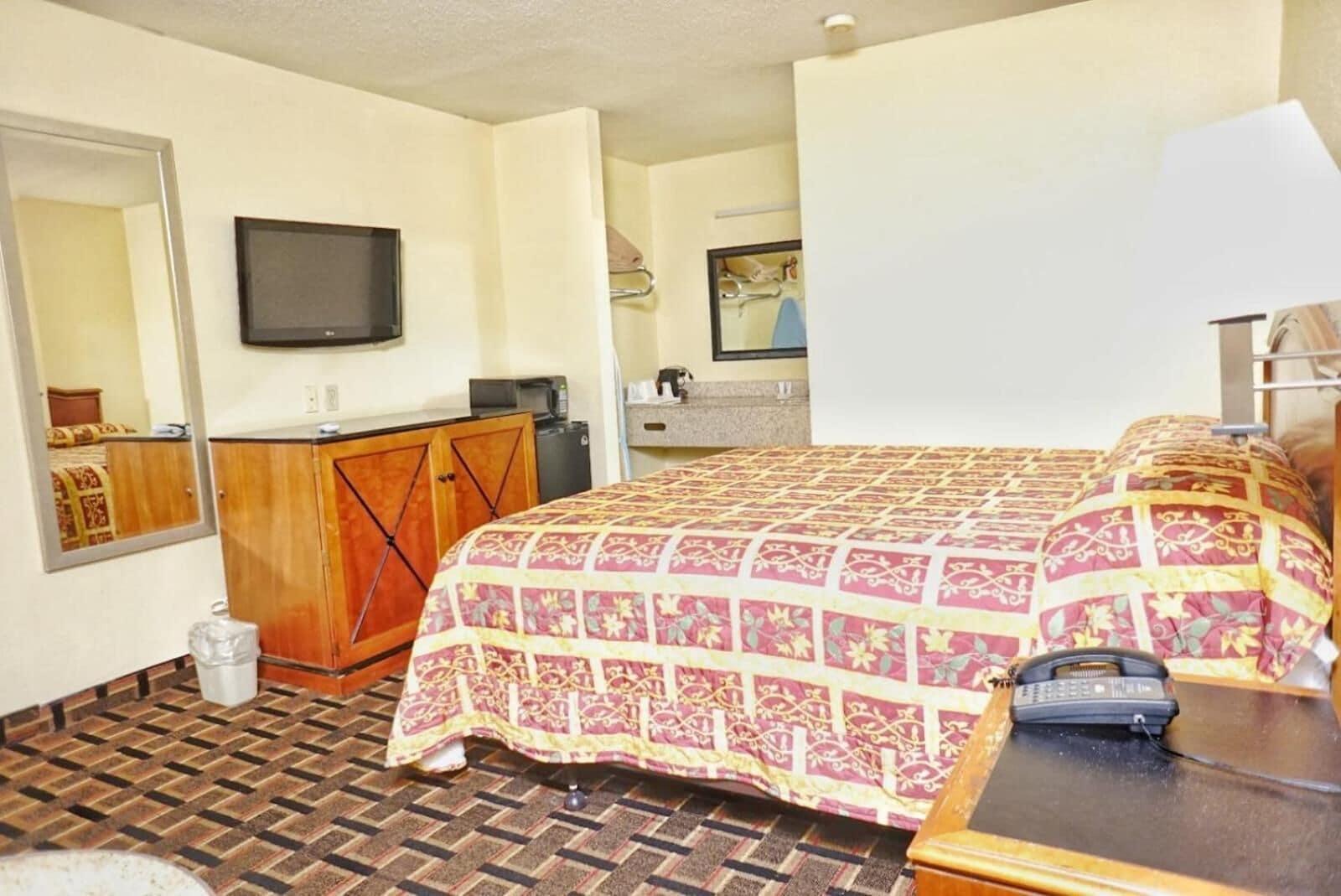 Americas Best Value Inn Augusta Fort Gordon 17/23
